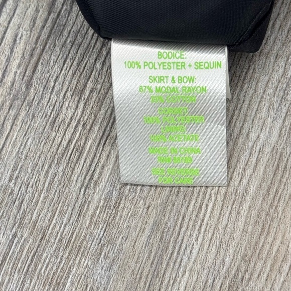 Lilly Pulitzer Abrianna Black Sequin Putting on The Glitz Mini Dress Size 4 - Picture 6 of 9